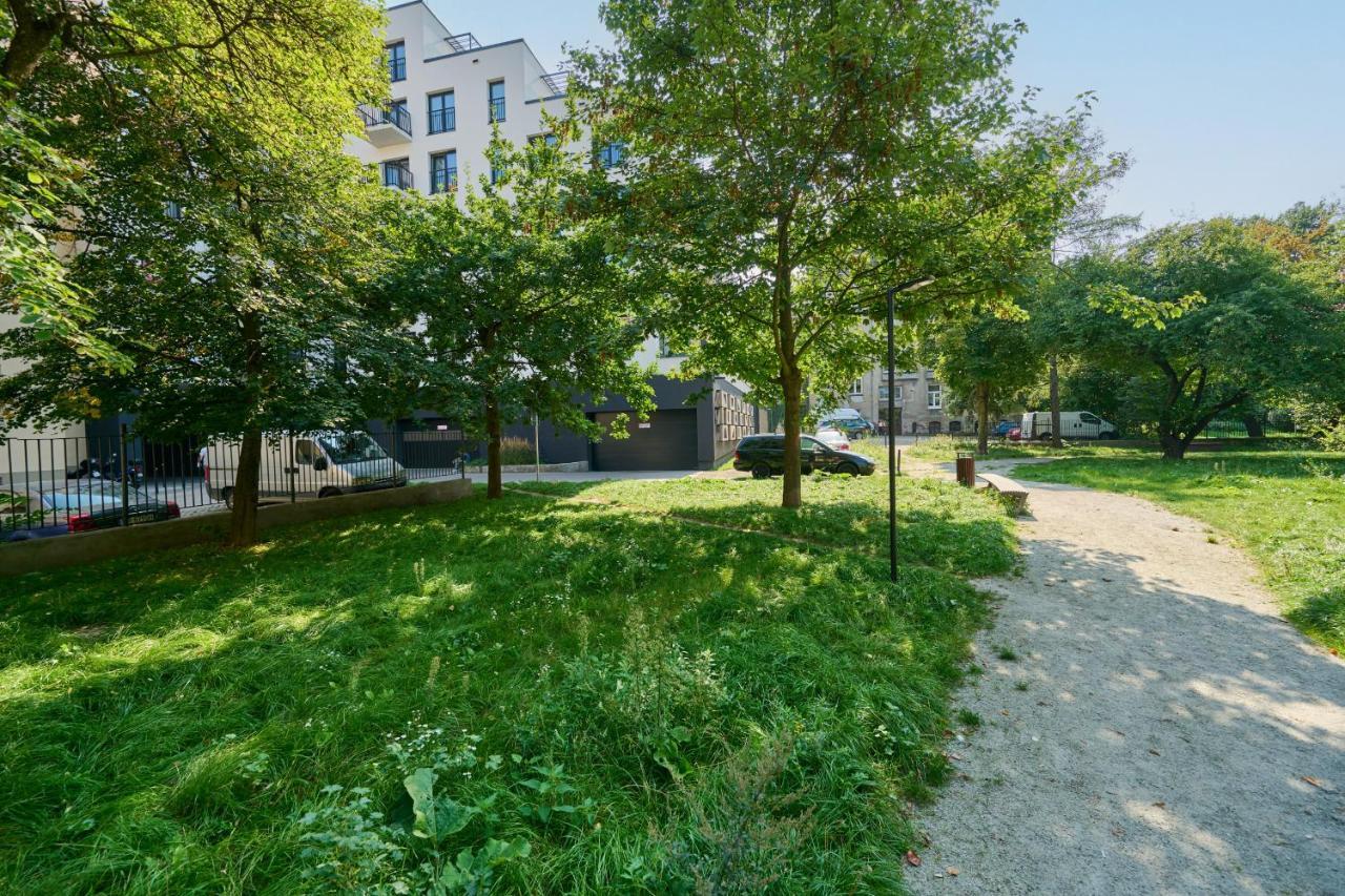 Nowoczesny Apartament Z Balkonem I Parkingiem W Centrum Wroclawia By Noclegi Renters Екстериор снимка
